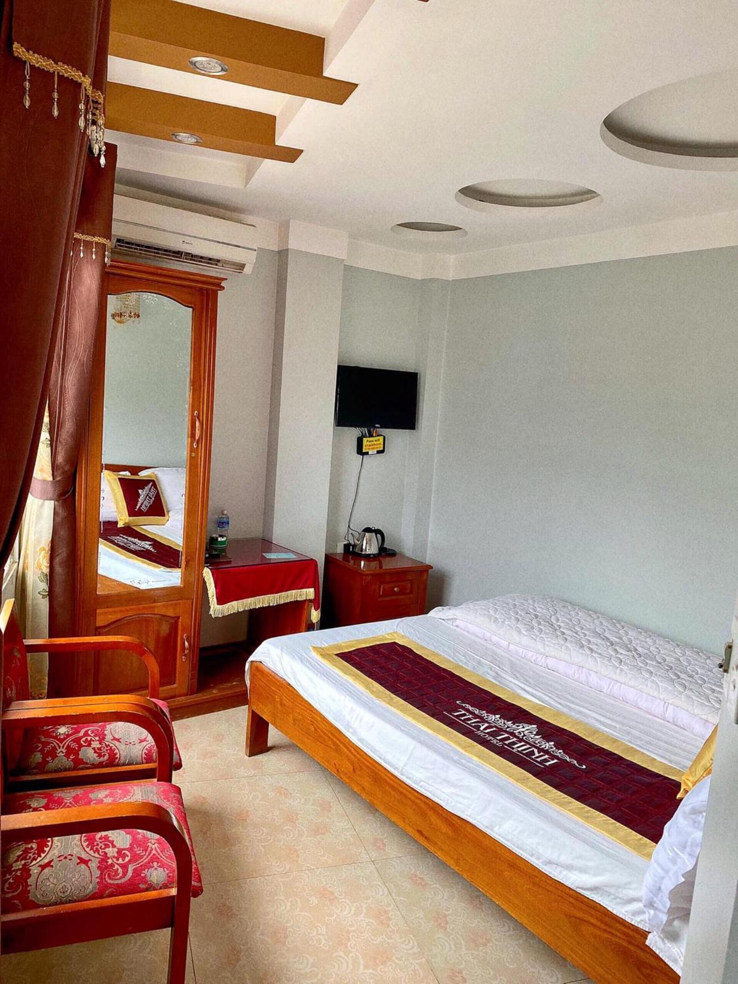 Thai Thinh Hotel Đồng Văn Esterno foto
